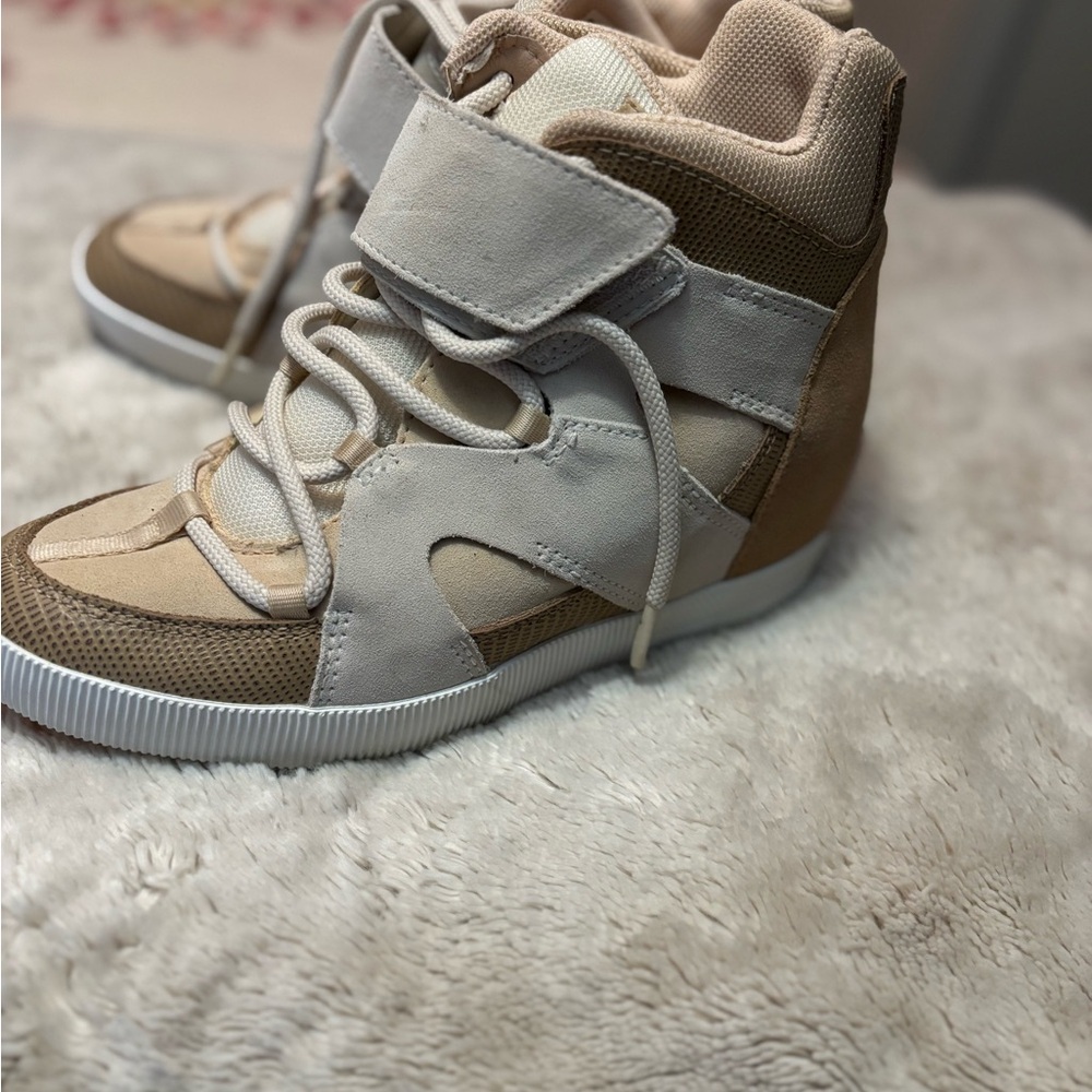 Women’s Sorel Shoes - Picture 5 of 6